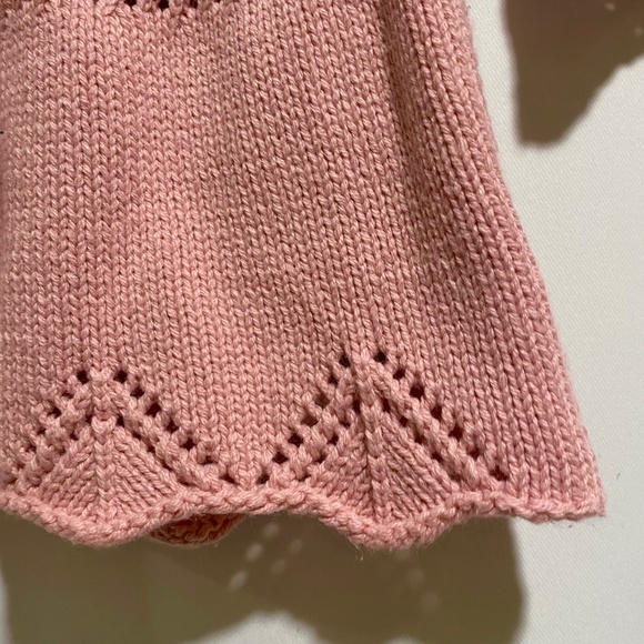 Adorable Knit Dress with Pearl Flower Detail - Picture 5 of 5